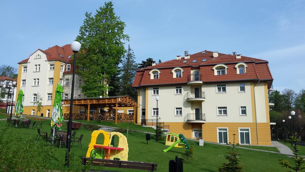 Hotel Zdrojowy Sanus Świeradów-Zdrój Exterior foto