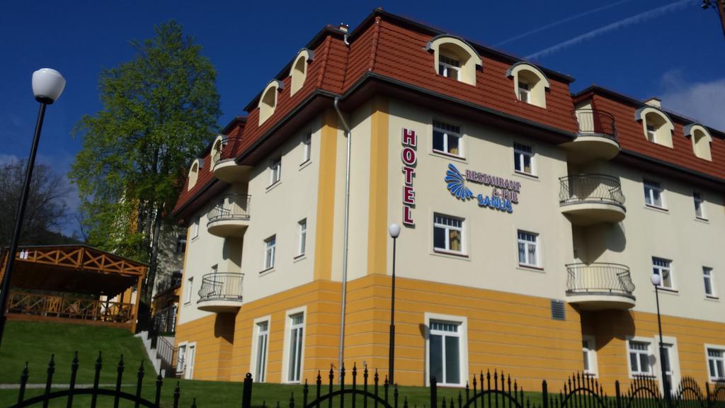 Hotel Zdrojowy Sanus Świeradów-Zdrój Exterior foto