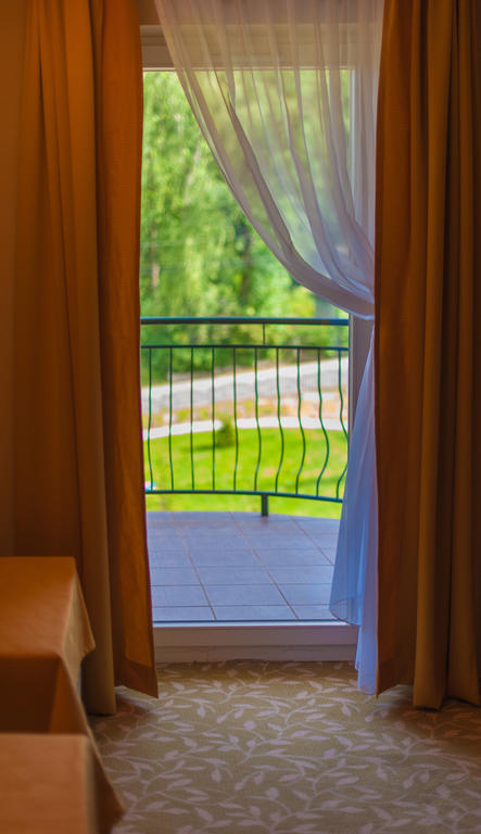 Hotel Zdrojowy Sanus Świeradów-Zdrój Exterior foto